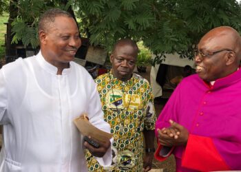 UW: Scores welcome new Bishop-Elect to Wa