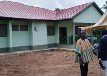 WA WEST: MP Renovates Doctor’s Bungalow And Male Medical Ward