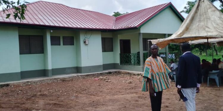WA WEST: MP Renovates Doctor’s Bungalow And Male Medical Ward