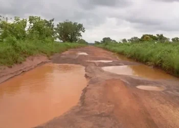 Sakai Residents Demand Inclusion in District Road Improvement Program