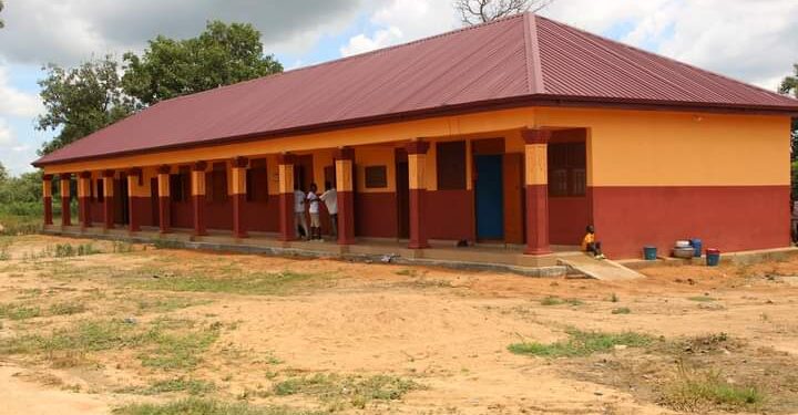 SOCO PROJECT: Navariwie Gets New 3-Unit Classroom Block.