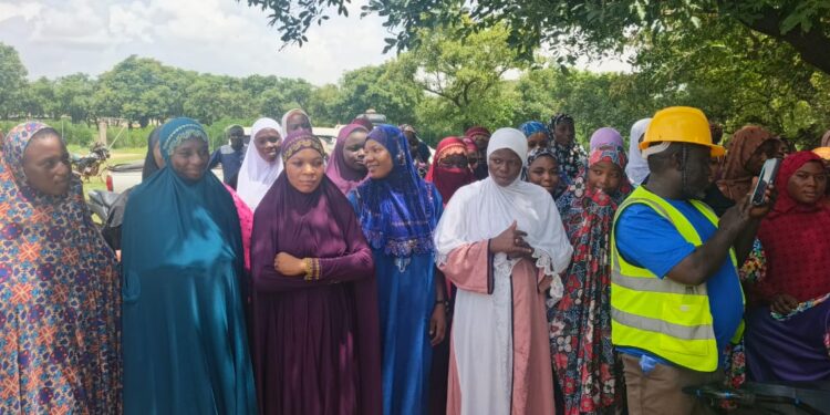 TUMU – “We Defecate in the Open” – Kansec Students Plead for Toilet Facility